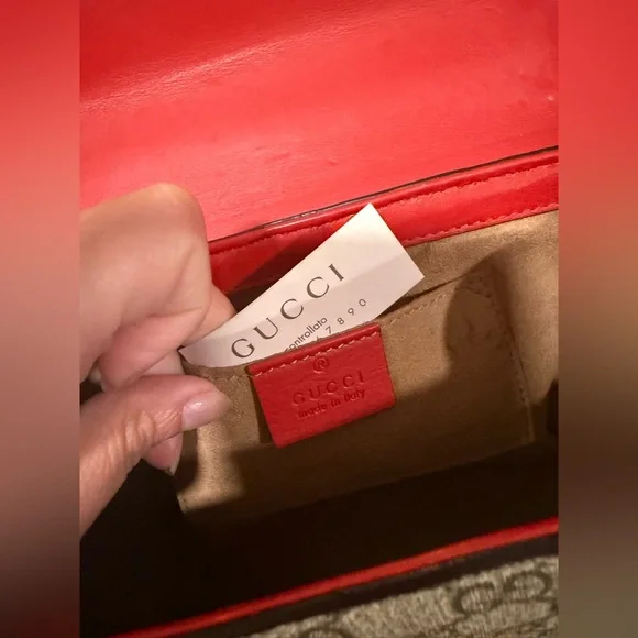 GG Supreme Monogram Padlock red and pink bag with gold chain - Picture 15 of 16